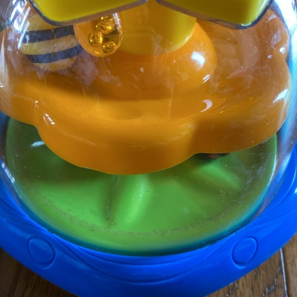 Busy Bees Push 'n Spin - Picture 5 of 5